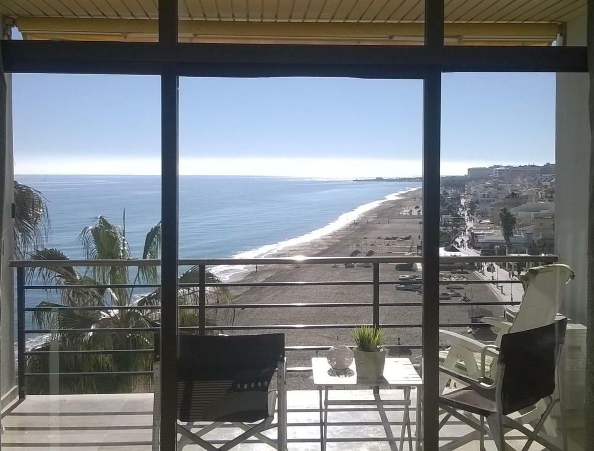 Sea Front Studio With Spacious Balcony Santa Clara Торремолінос Екстер'єр фото